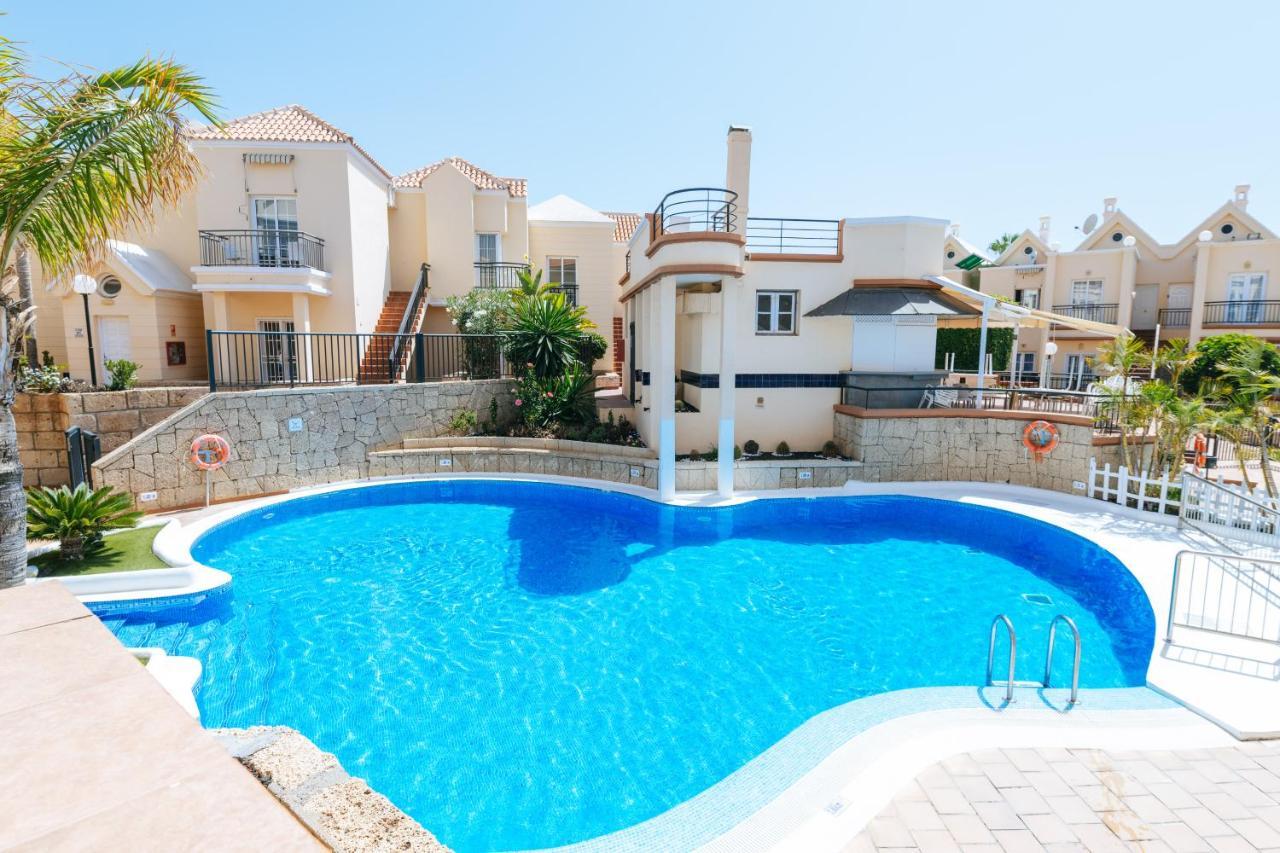 Amazing Renovated Pool View Apt, Aircon, 2 Min To Fanabe Beach 아데제 외부 사진